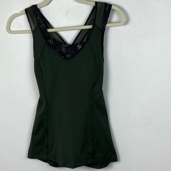 Lululemon Super Sport Tank Top Gator Green Biggie Fly Size 2 Built in Bra Yoga - Picture 5 of 11